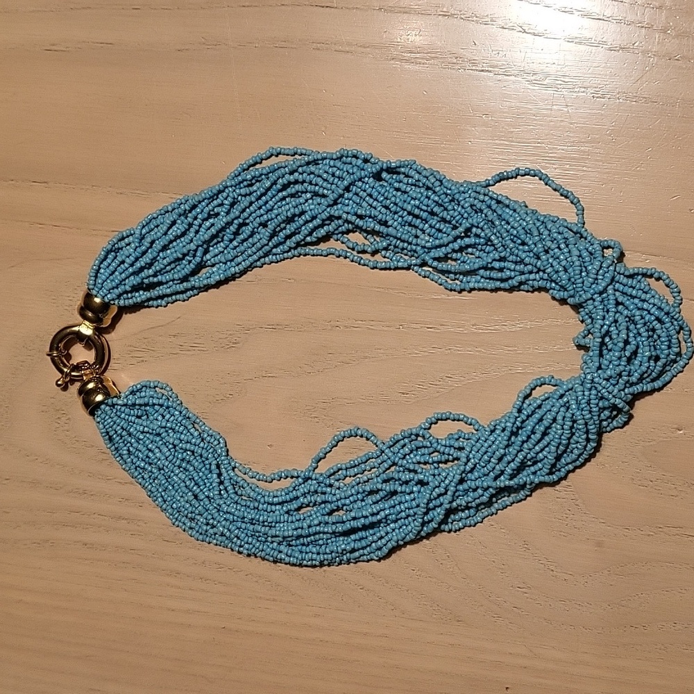 Statement necklace